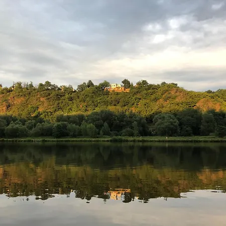 Mini - G - Vyhlídka Nad řekou *