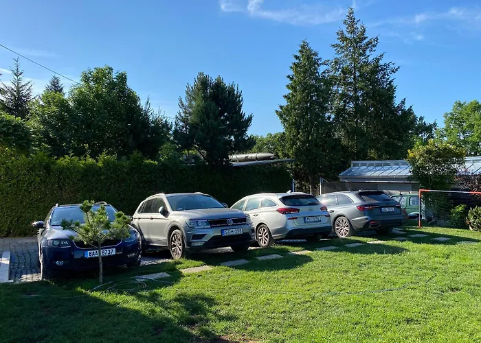 Mini - G - Vyhlídka Nad řekou Zamky